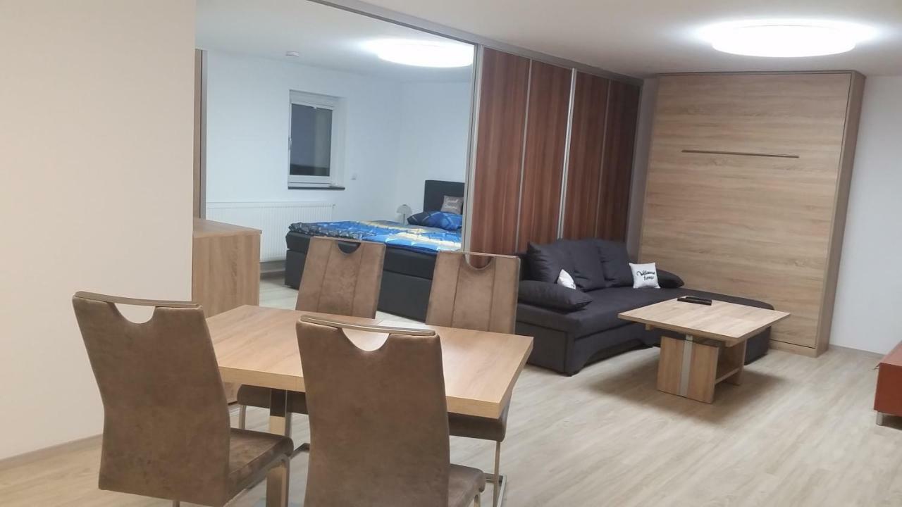 Ferienwohnung Sandra Гоккенгайм Екстер'єр фото